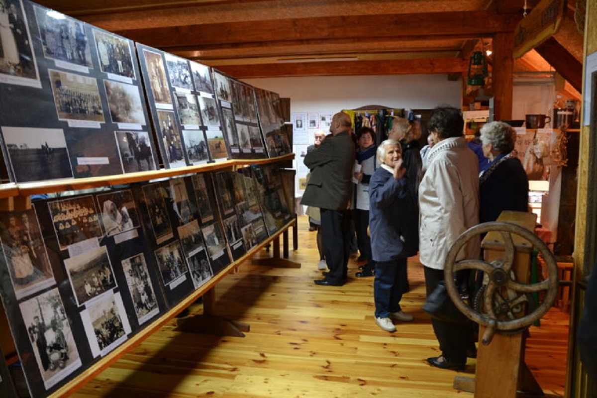 Wizyta w Izbie tradycji na szlaku kulturowo-historycznym Rozmierzy